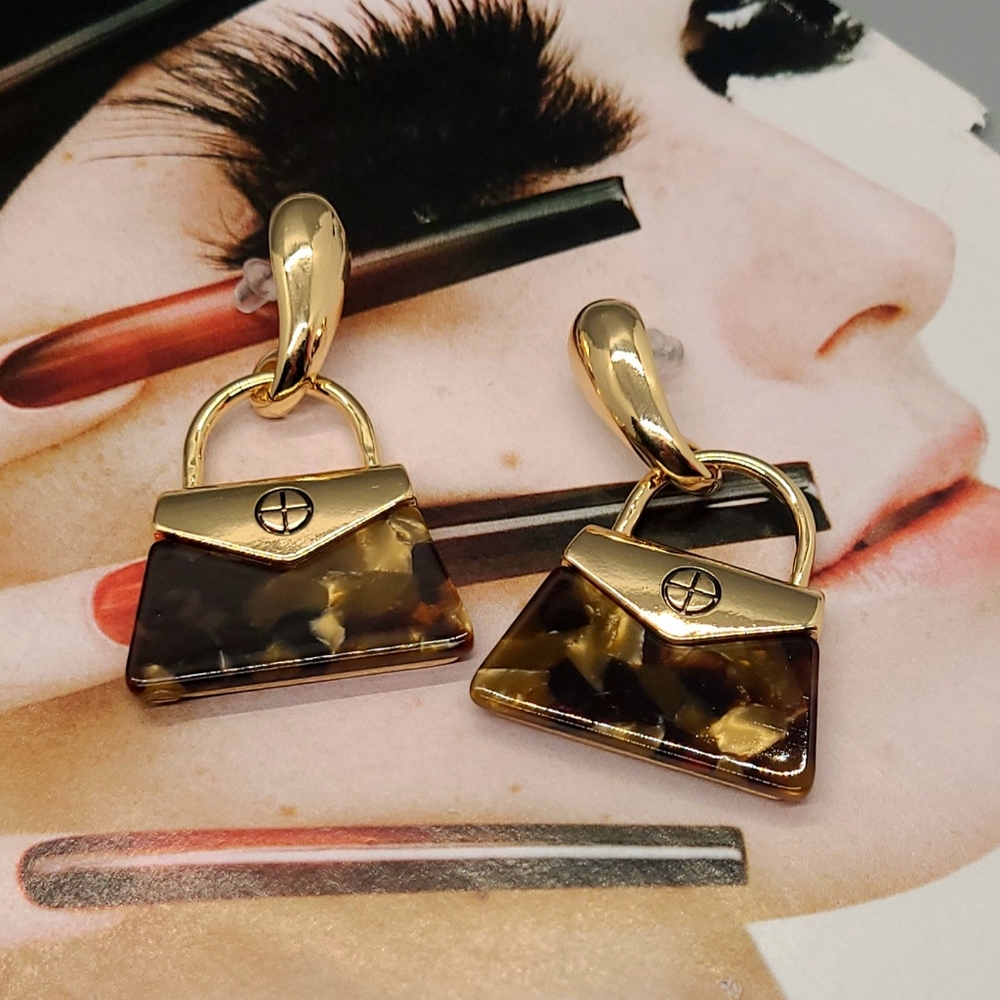 NWT Tortoise Shell Doorknocker Style Luxury Gold Dangle Earrings - Picture 5 of 12